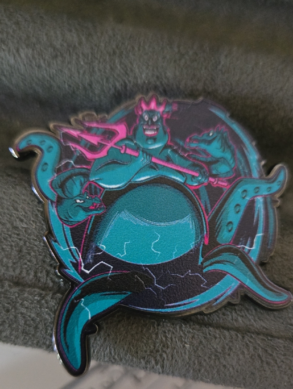 Disney Metallic Pin Backing — Black & Silver